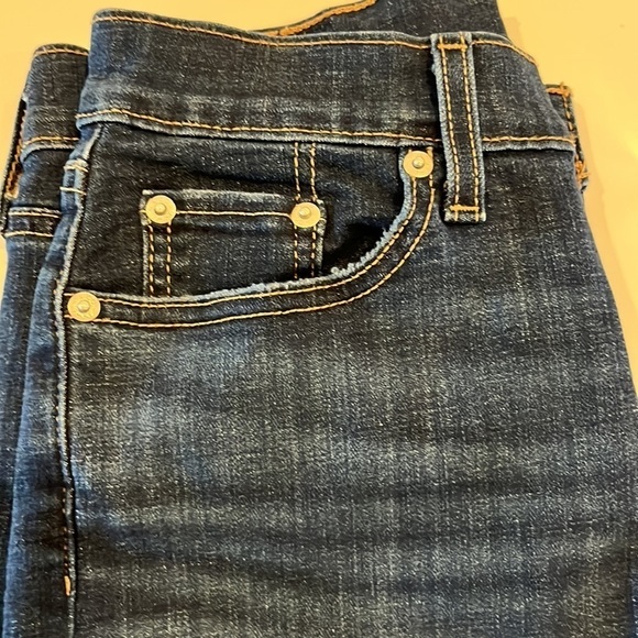 Levi’s Mid Length 4” Inseam Shorts Size 26 - Picture 14 of 16